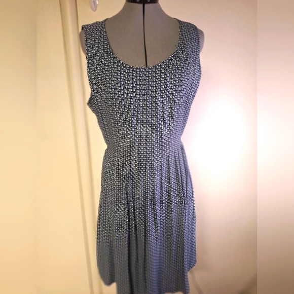 Gap Dress - Picture 2 of 6